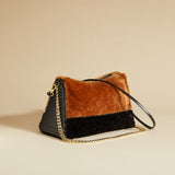Prism Chain Shearling Calf Leather Safari&Black 2