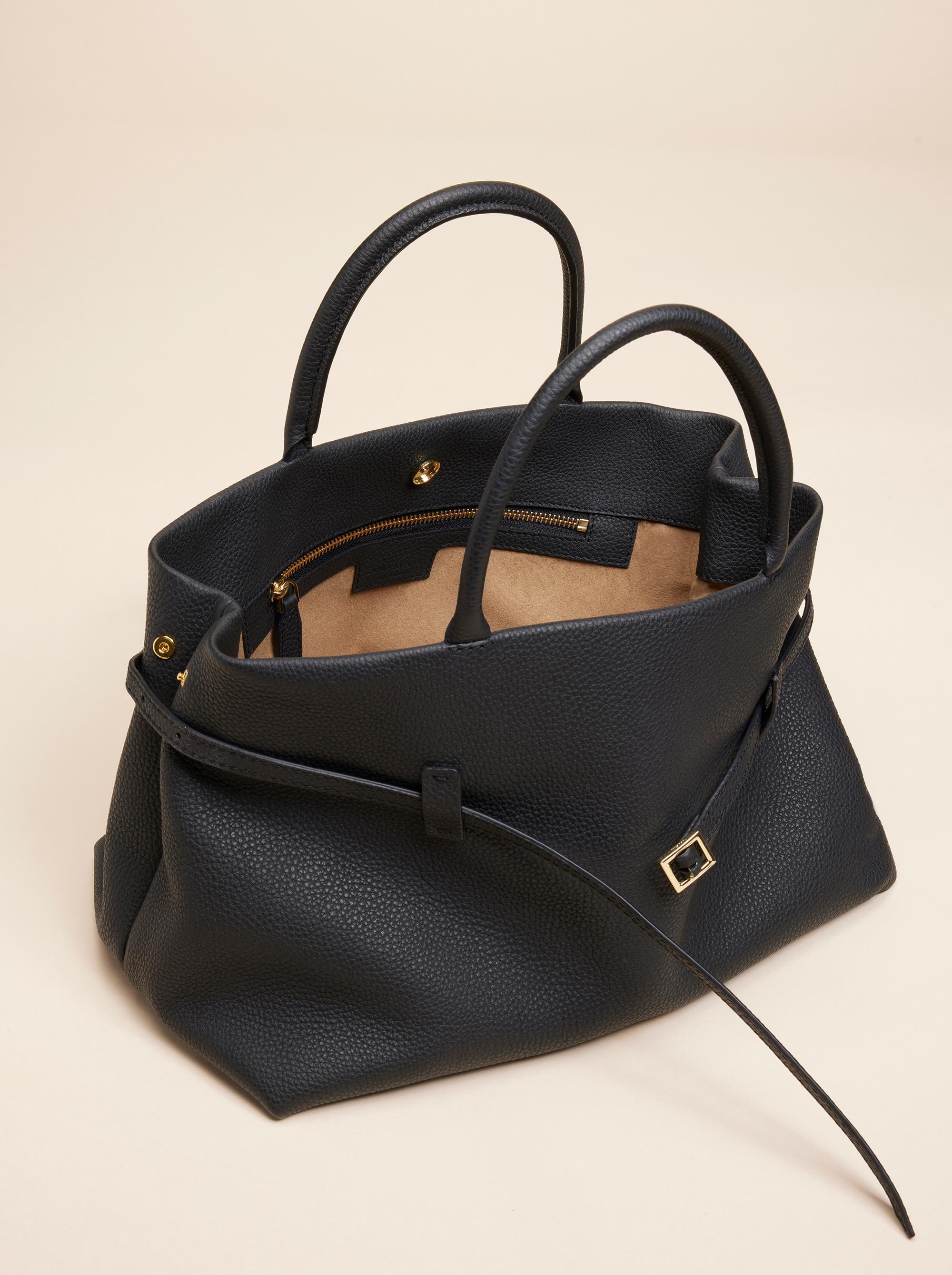 Le Cambon 35  Calf Skin Leather Black 2 