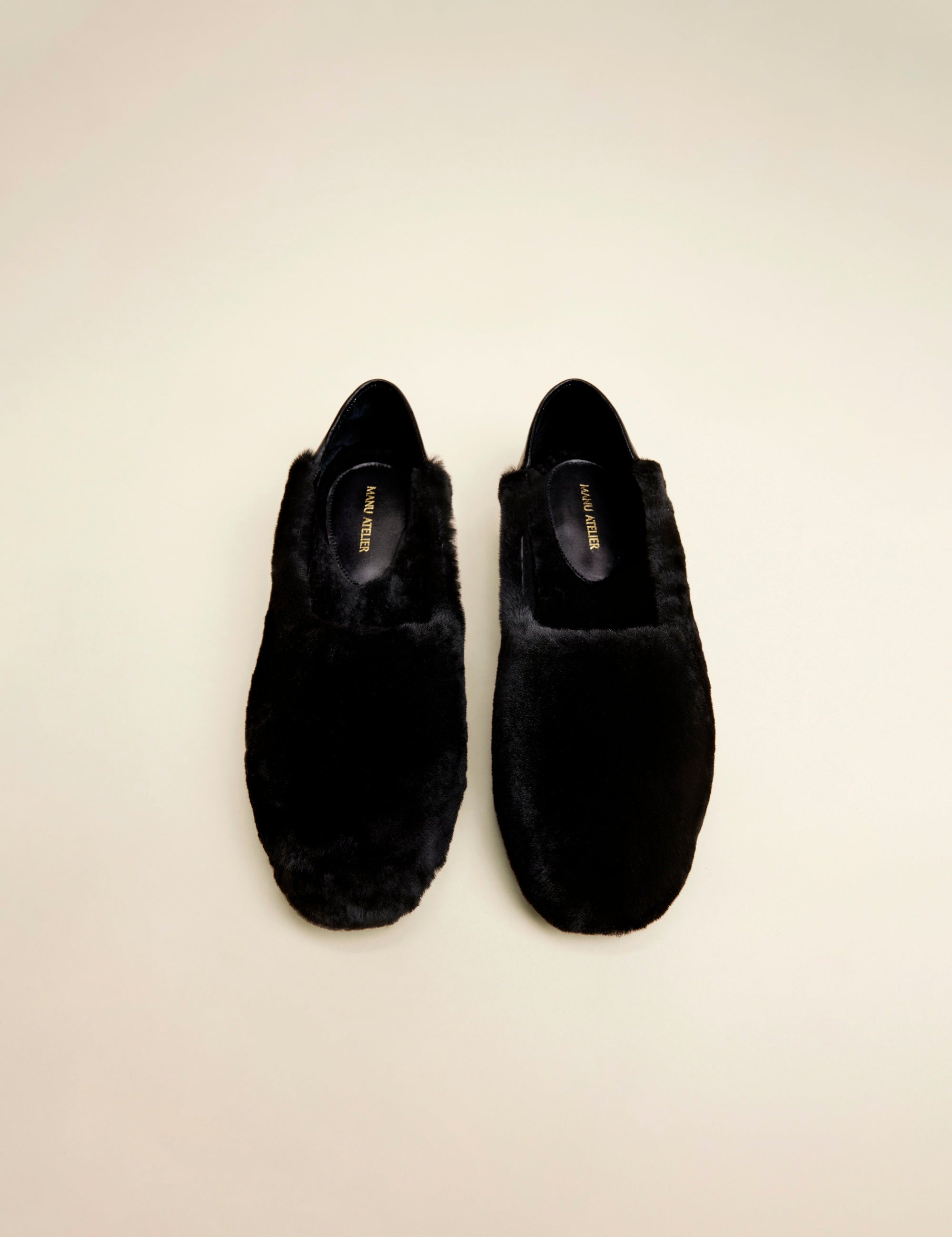 Manu Ballet Flats Black Shearling front