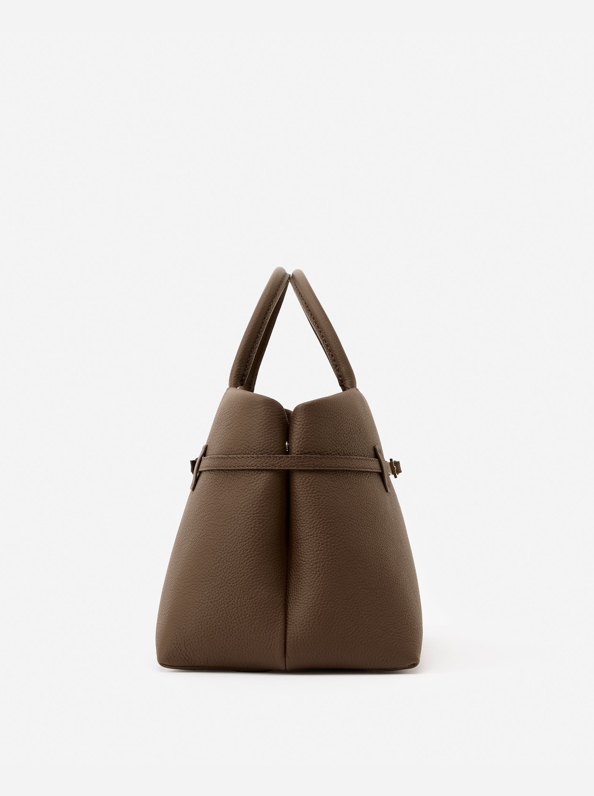 Le Cambon 35 Mocha Mousse Side