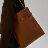 Tote du Jour Tan Soft on model